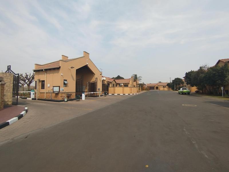 3 Bedroom Property for Sale in Jansenpark Gauteng