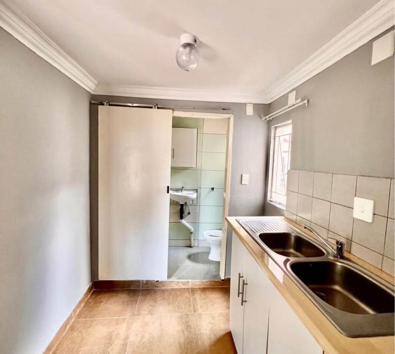 To Let 0 Bedroom Property for Rent in Bezuidenhout Valley Gauteng