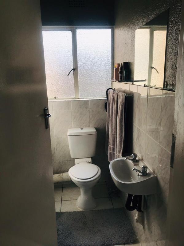 2 Bedroom Property for Sale in Primrose Hill Gauteng