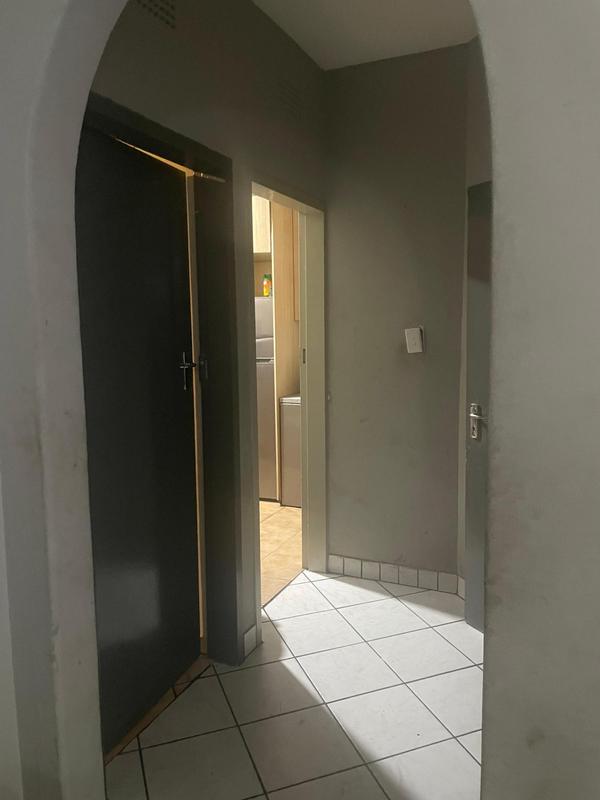 2 Bedroom Property for Sale in Wychwood Gauteng