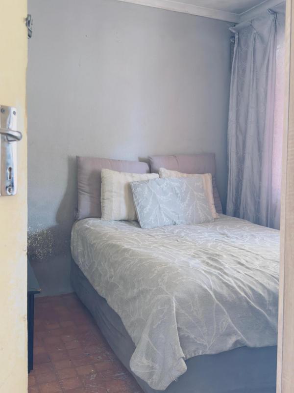 2 Bedroom Property for Sale in Windmill Park Gauteng