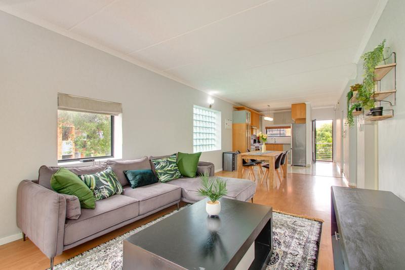 To Let 2 Bedroom Property for Rent in Sandown Gauteng
