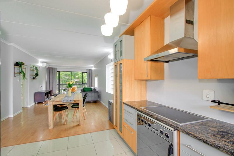 To Let 2 Bedroom Property for Rent in Sandown Gauteng