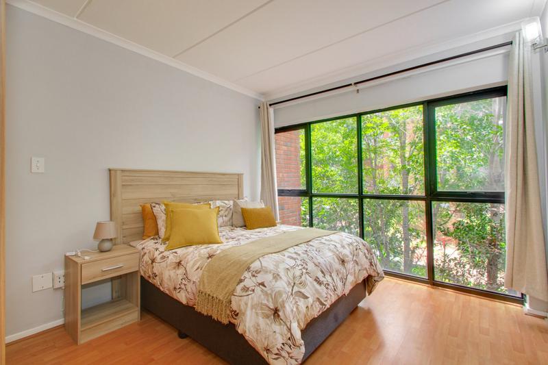 To Let 2 Bedroom Property for Rent in Sandown Gauteng