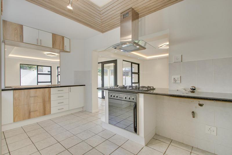 To Let 3 Bedroom Property for Rent in Dainfern Golf Estate Gauteng