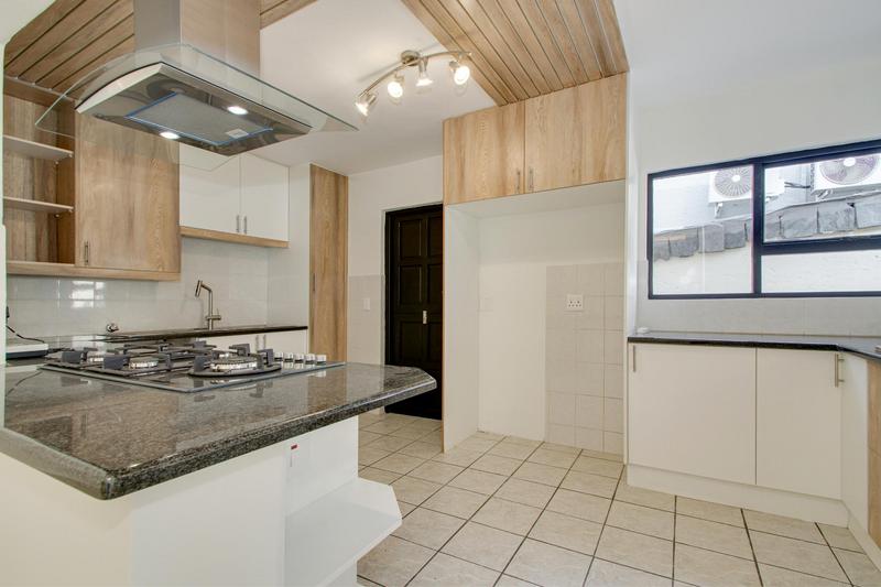To Let 3 Bedroom Property for Rent in Dainfern Golf Estate Gauteng