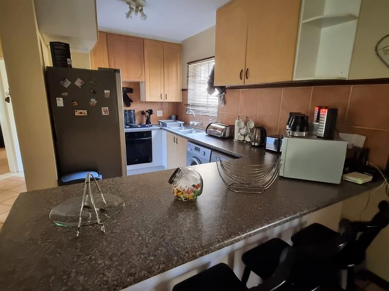 To Let 2 Bedroom Property for Rent in Mooikloof Ridge Gauteng
