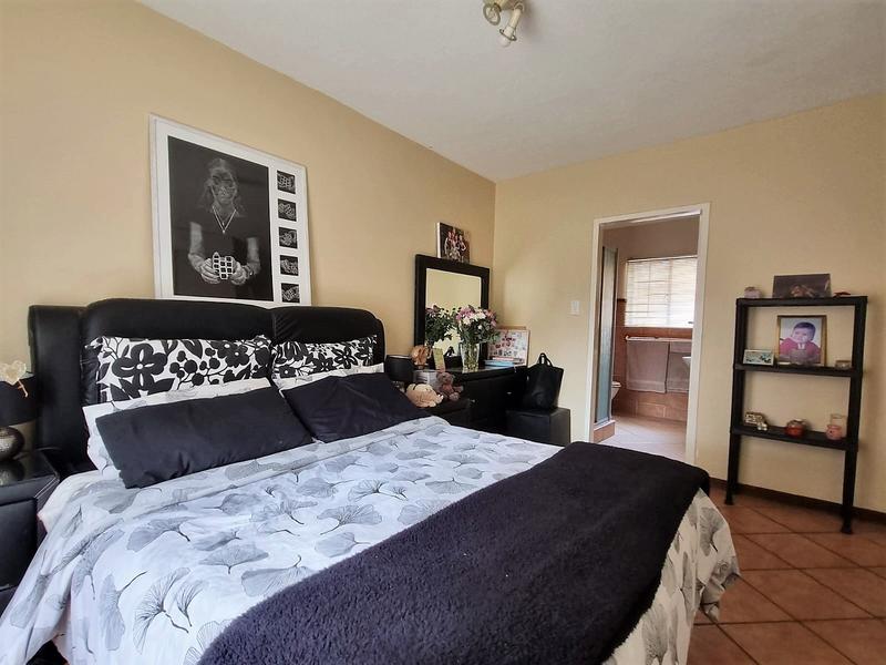 To Let 2 Bedroom Property for Rent in Mooikloof Ridge Gauteng
