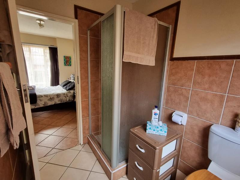 To Let 2 Bedroom Property for Rent in Mooikloof Ridge Gauteng