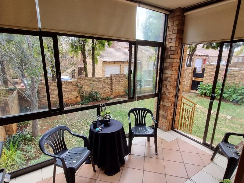To Let 2 Bedroom Property for Rent in Mooikloof Ridge Gauteng