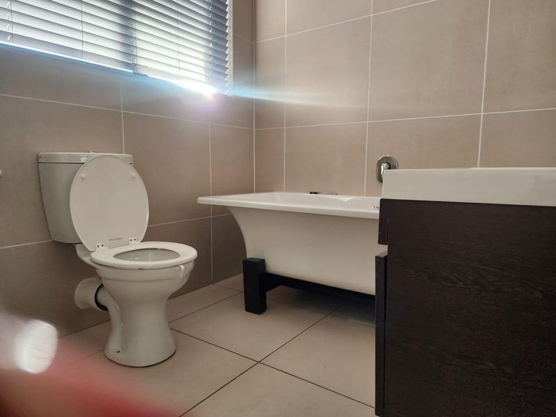 2 Bedroom Property for Sale in Kyalami Hills Gauteng