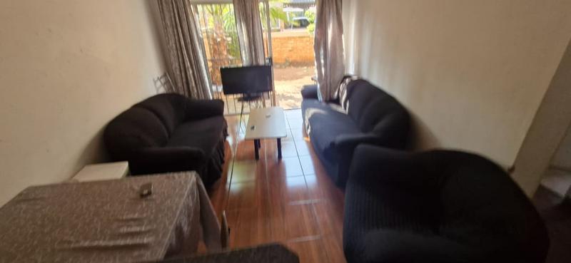 2 Bedroom Property for Sale in Heuwelsig Estate Gauteng