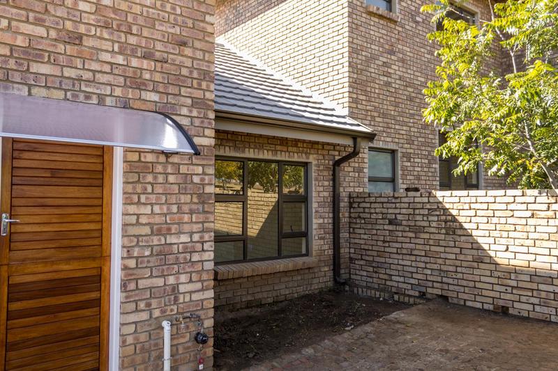 To Let 3 Bedroom Property for Rent in Lanseria Gauteng