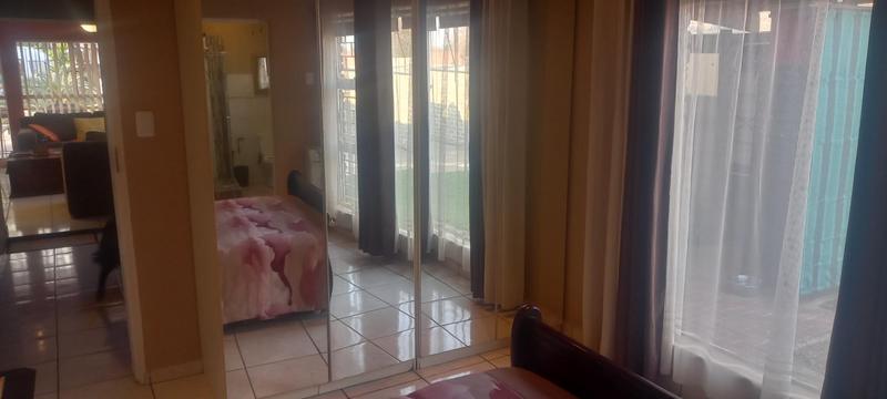 Commercial Property for Sale in Three Rivers Gauteng