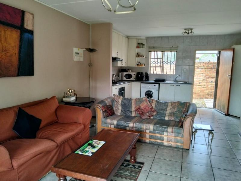 2 Bedroom Property for Sale in Bromhof Gauteng