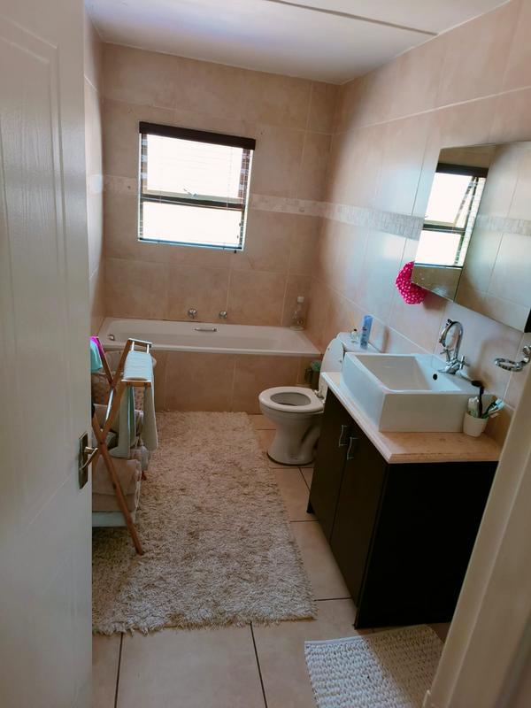 3 Bedroom Property for Sale in Rangeview Gauteng