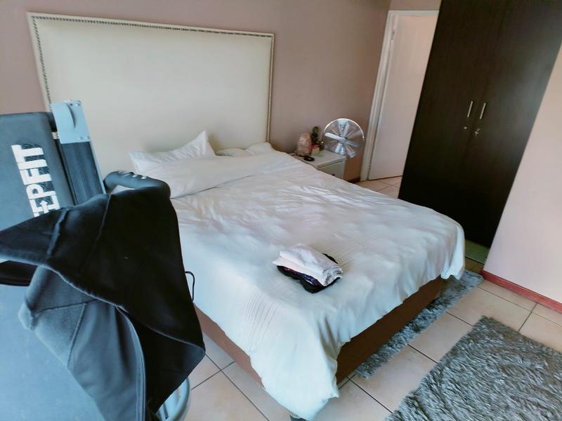 3 Bedroom Property for Sale in Rangeview Gauteng