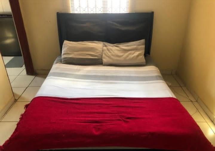 To Let 3 Bedroom Property for Rent in Windmill Park Gauteng