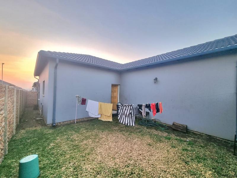 3 Bedroom Property for Sale in Parkrand Gauteng