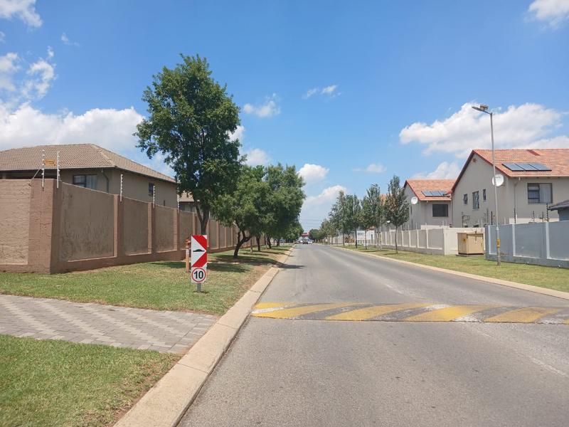 3 Bedroom Property for Sale in Parkrand Gauteng