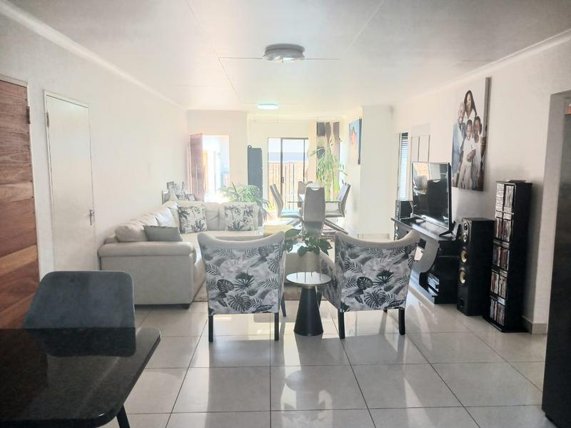 3 Bedroom Property for Sale in Parkrand Gauteng