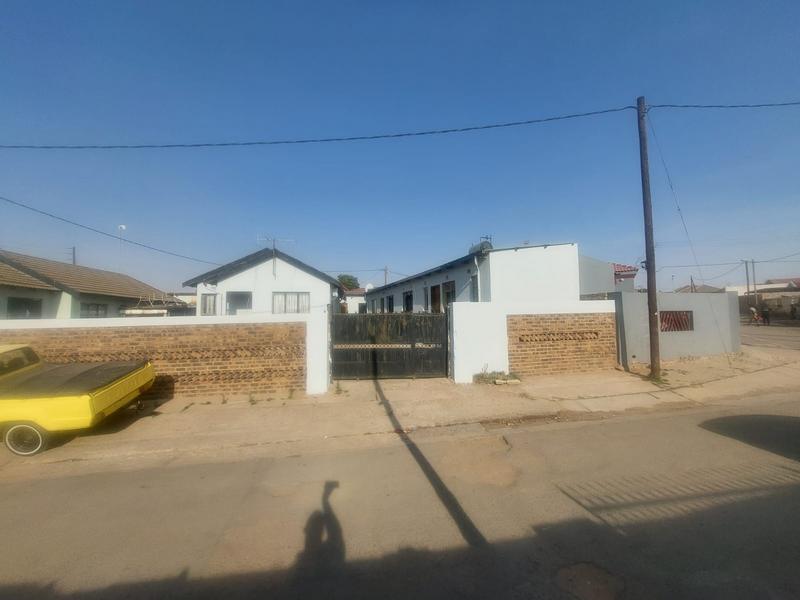 To Let 1 Bedroom Property for Rent in Ebony Park Gauteng