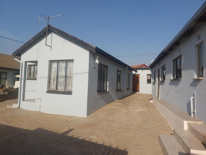 To Let 1 Bedroom Property for Rent in Ebony Park Gauteng