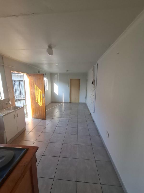 To Let 1 Bedroom Property for Rent in Ebony Park Gauteng