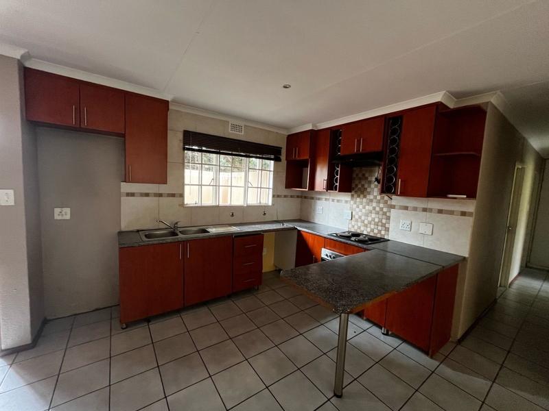 3 Bedroom Property for Sale in Country View Gauteng