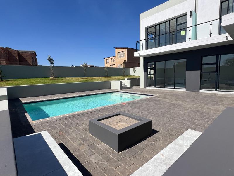 4 Bedroom Property for Sale in Midstream Estate Gauteng