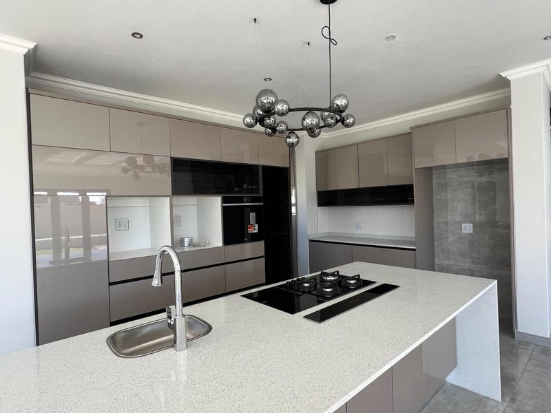 4 Bedroom Property for Sale in Midstream Estate Gauteng