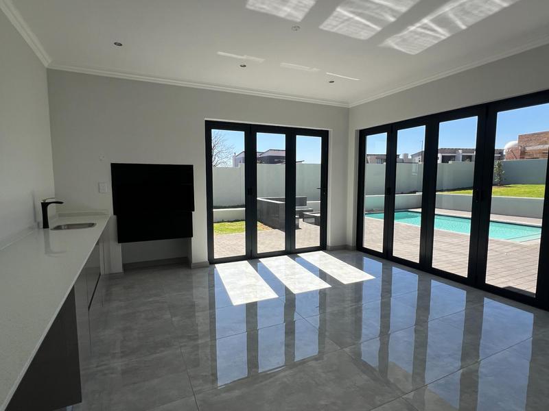 4 Bedroom Property for Sale in Midstream Estate Gauteng