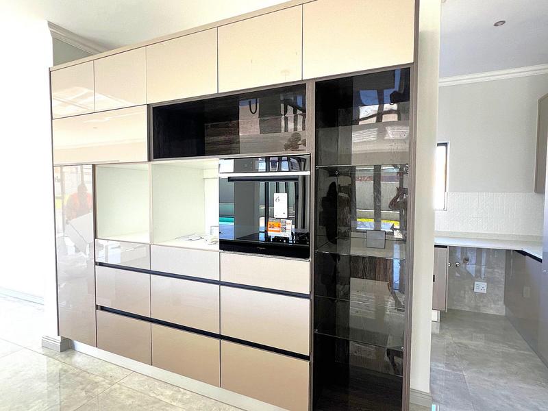 4 Bedroom Property for Sale in Midstream Estate Gauteng
