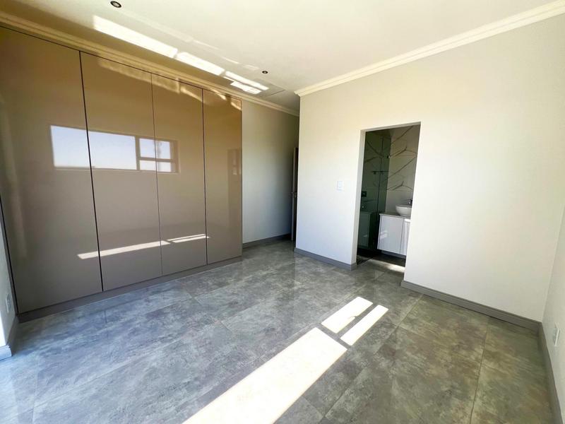 4 Bedroom Property for Sale in Midstream Estate Gauteng