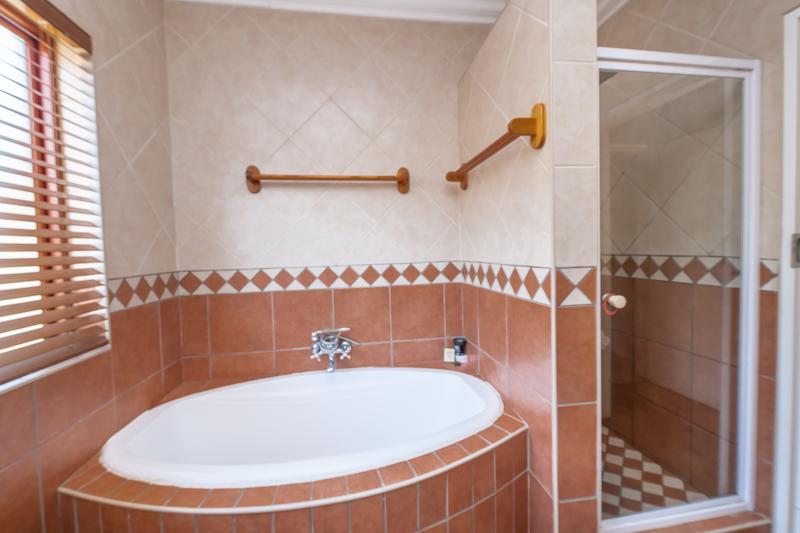 3 Bedroom Property for Sale in Midstream Estate Gauteng