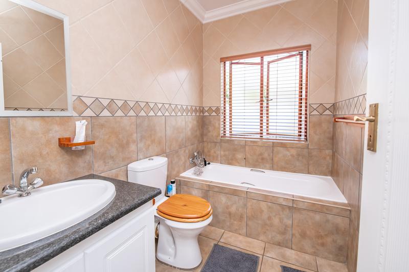 3 Bedroom Property for Sale in Midstream Estate Gauteng