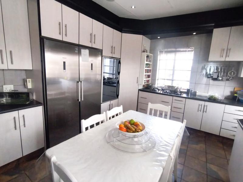 3 Bedroom Property for Sale in Garthdale Gauteng