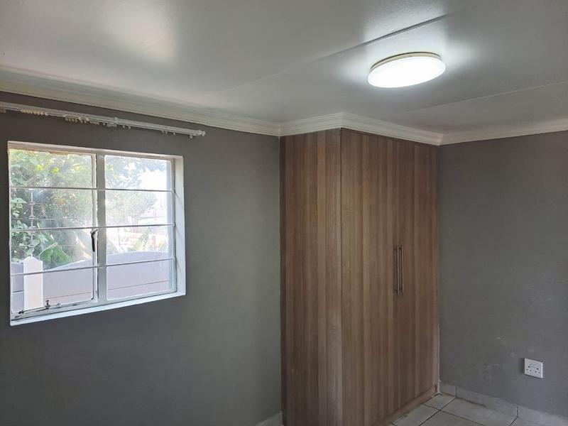 To Let 1 Bedroom Property for Rent in Primrose Gauteng