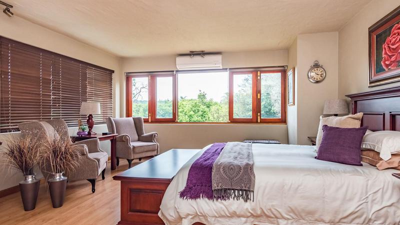 5 Bedroom Property for Sale in Featherbrooke Estate Gauteng
