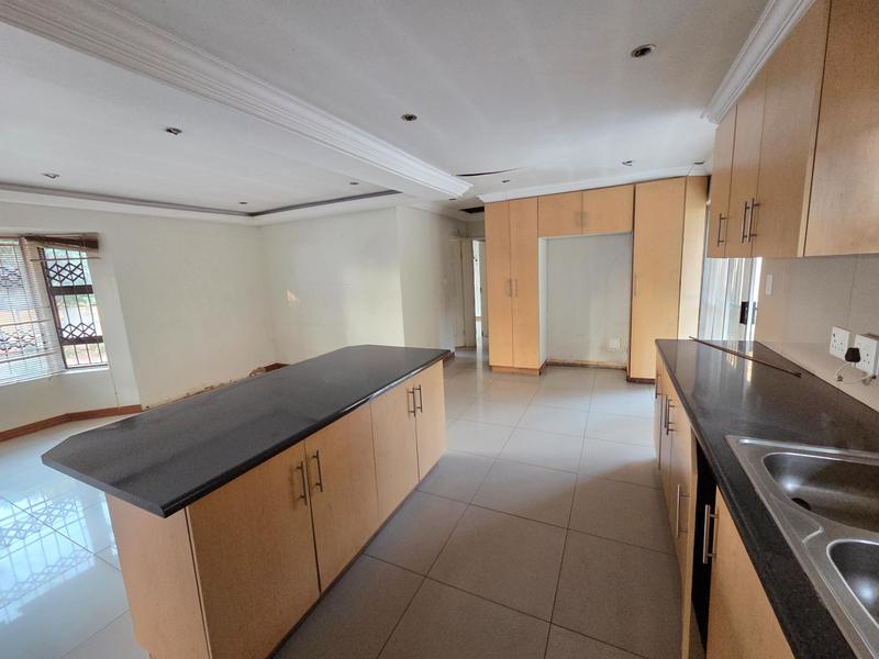 3 Bedroom Property for Sale in Heuweloord Gauteng