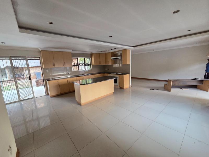 3 Bedroom Property for Sale in Heuweloord Gauteng