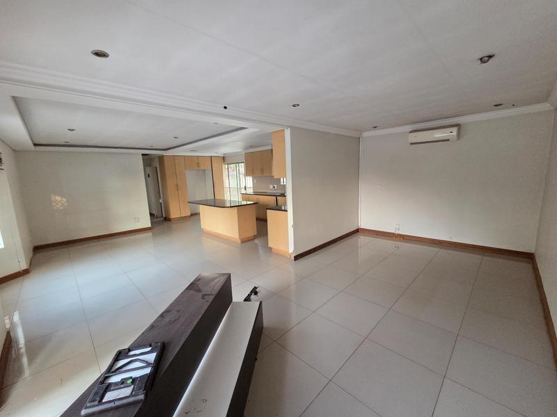 3 Bedroom Property for Sale in Heuweloord Gauteng