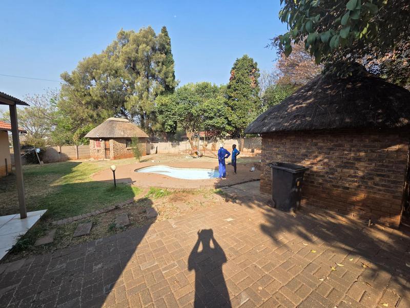 3 Bedroom Property for Sale in Heuweloord Gauteng