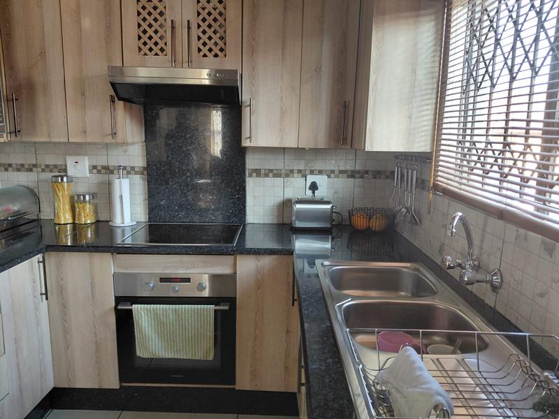 4 Bedroom Property for Sale in Clayville Gauteng