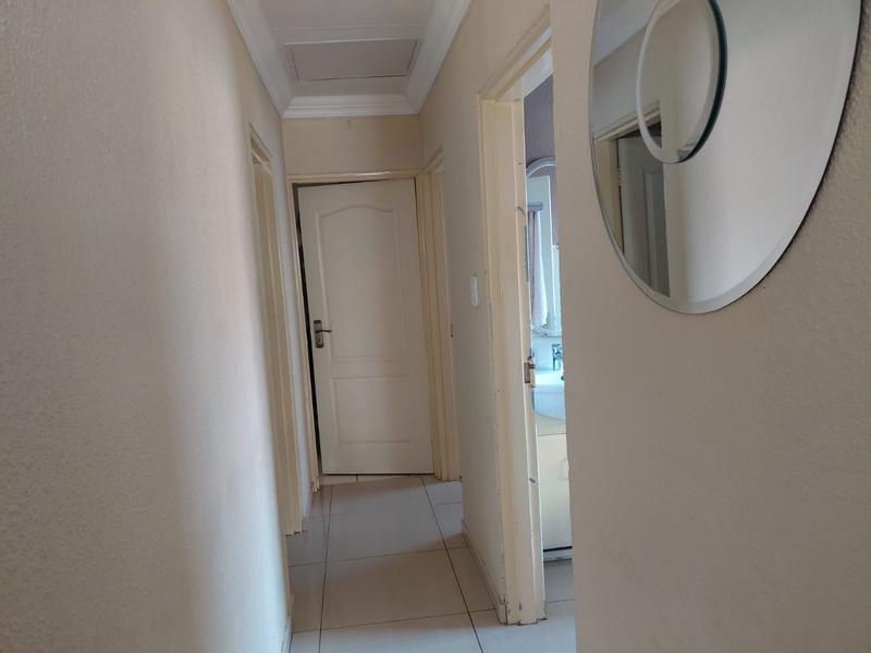 4 Bedroom Property for Sale in Clayville Gauteng