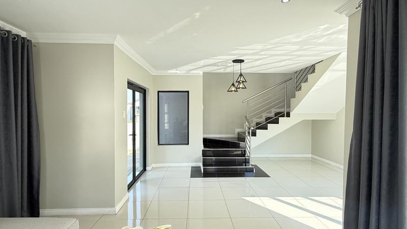 4 Bedroom Property for Sale in Blue Valley Golf Estate Gauteng