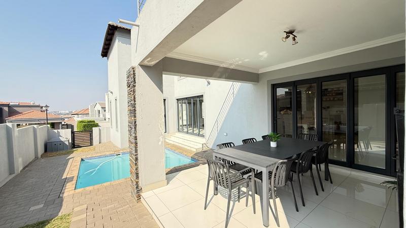 4 Bedroom Property for Sale in Blue Valley Golf Estate Gauteng