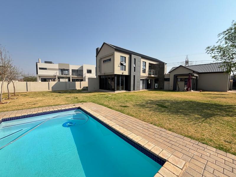 4 Bedroom Property for Sale in Midstream Meadows Gauteng