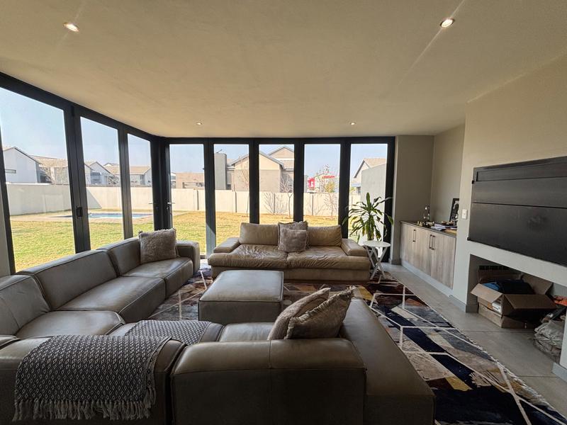 4 Bedroom Property for Sale in Midstream Meadows Gauteng