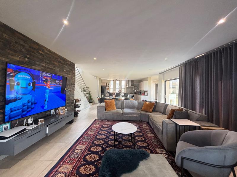 4 Bedroom Property for Sale in Midstream Meadows Gauteng